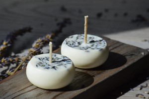 FLOATING SOY CANDLE